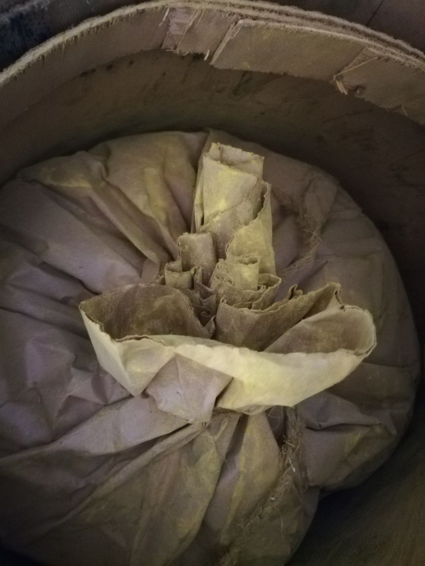 Краска фасадная порошковая, лимонного цвета