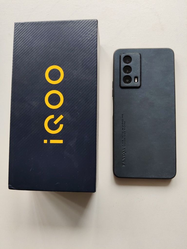 Smartphone  IQOO Z5
