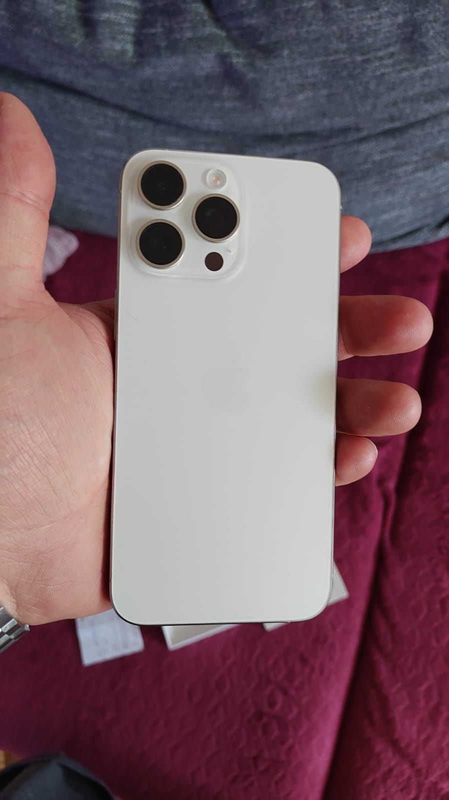 Продам iPhone 15 pro max 256 gb