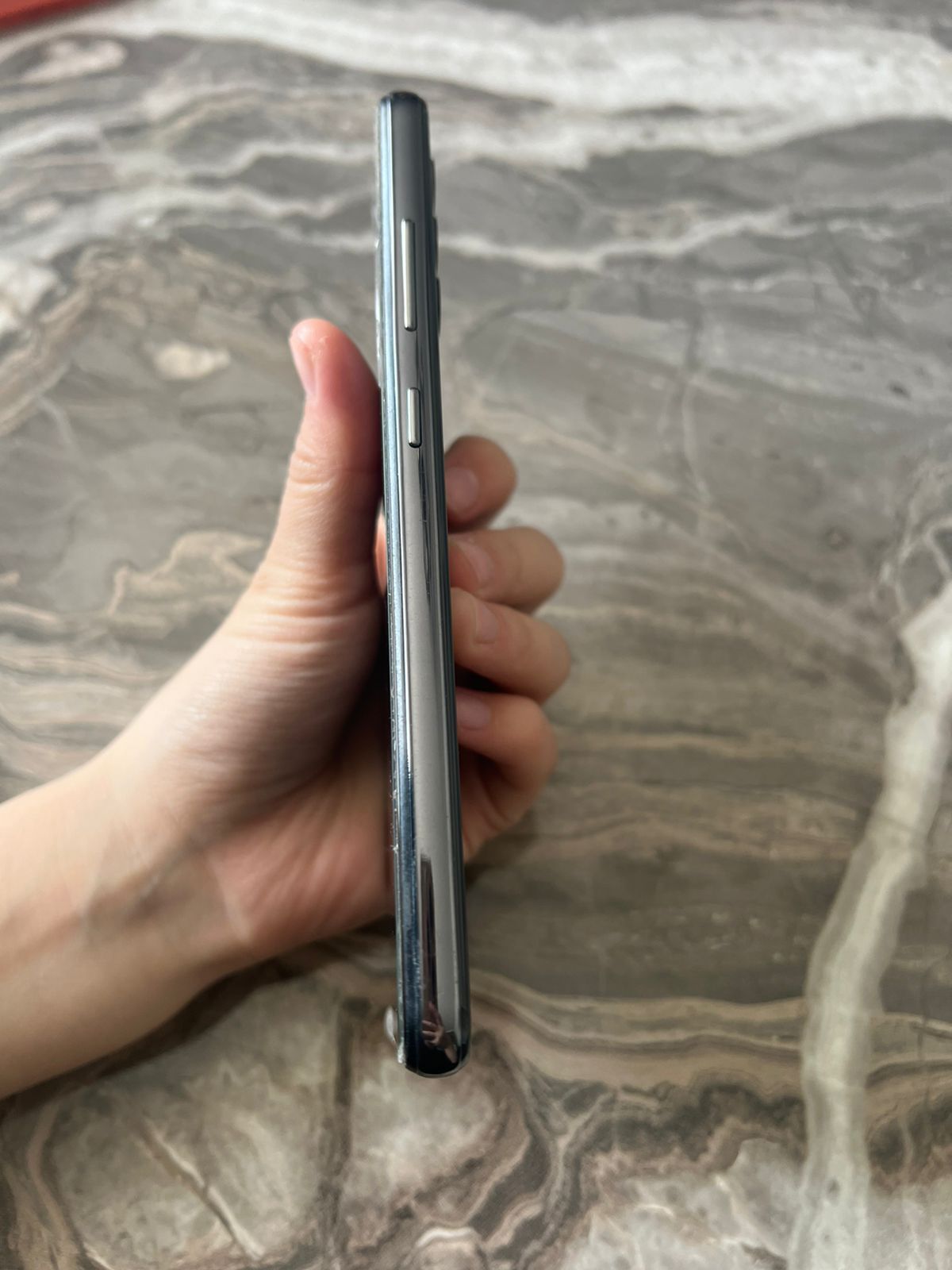 продаю Samsung a32,достаточно в хорошем состоянии, в руках был 1 год.