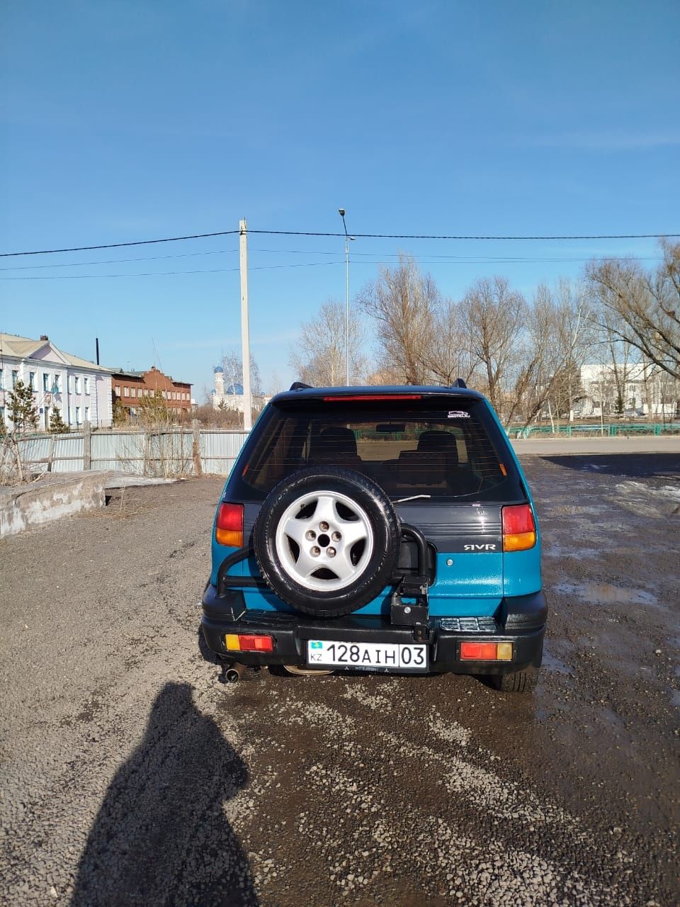 Продам машину RVR