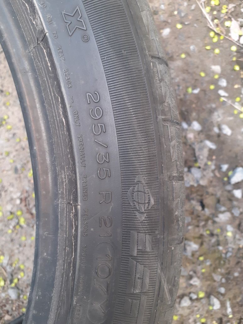 295/35R21 1шт Michelin .