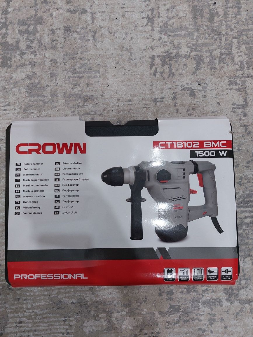 Перфоратор Crown СТ-18102 ВМС