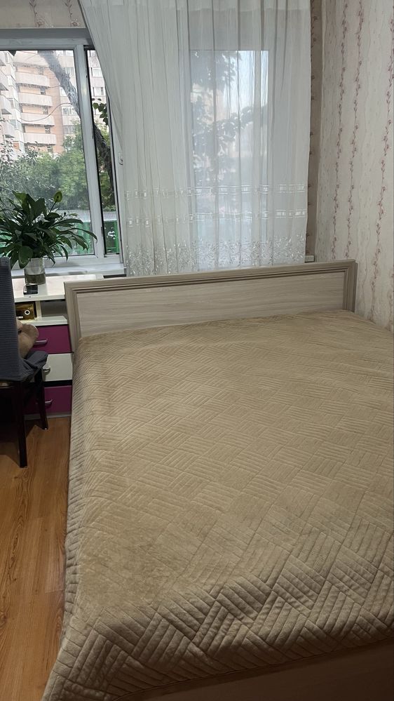 Срочно продаётся  двухспальная кровать