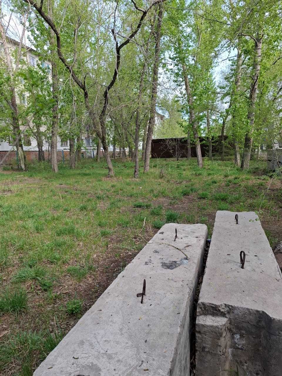 Продам земельный участок в центре города Толстого-Катаева