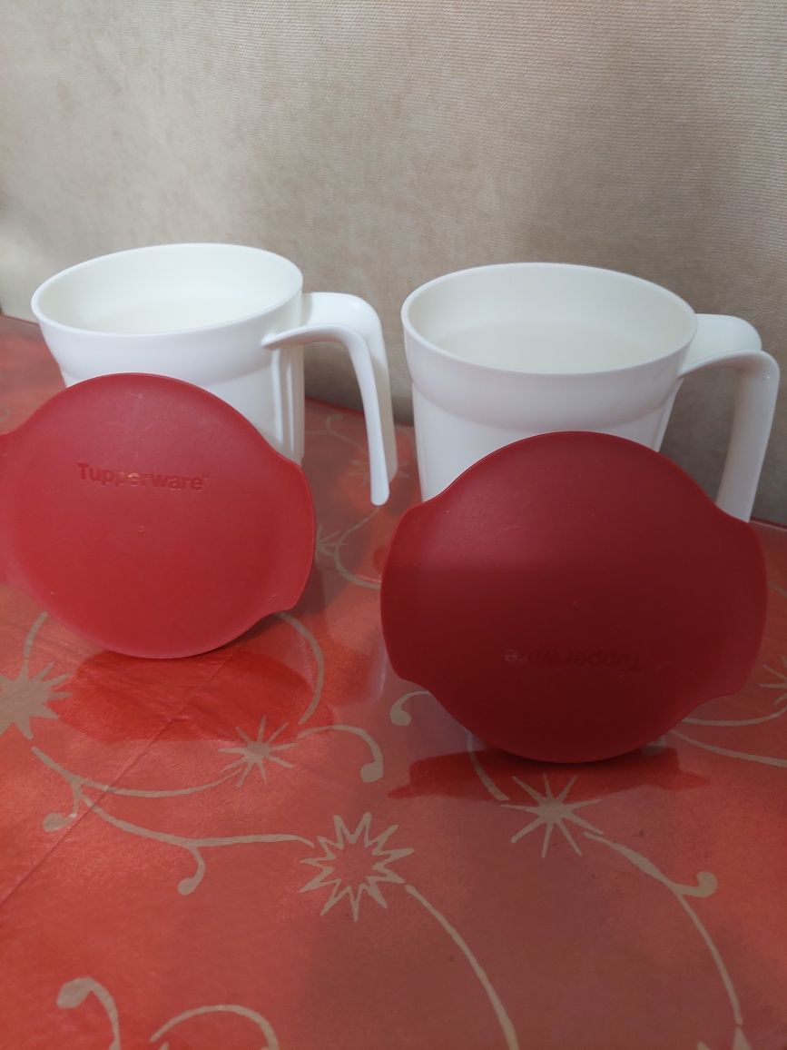 Кружки TAPPERWARE с крышками