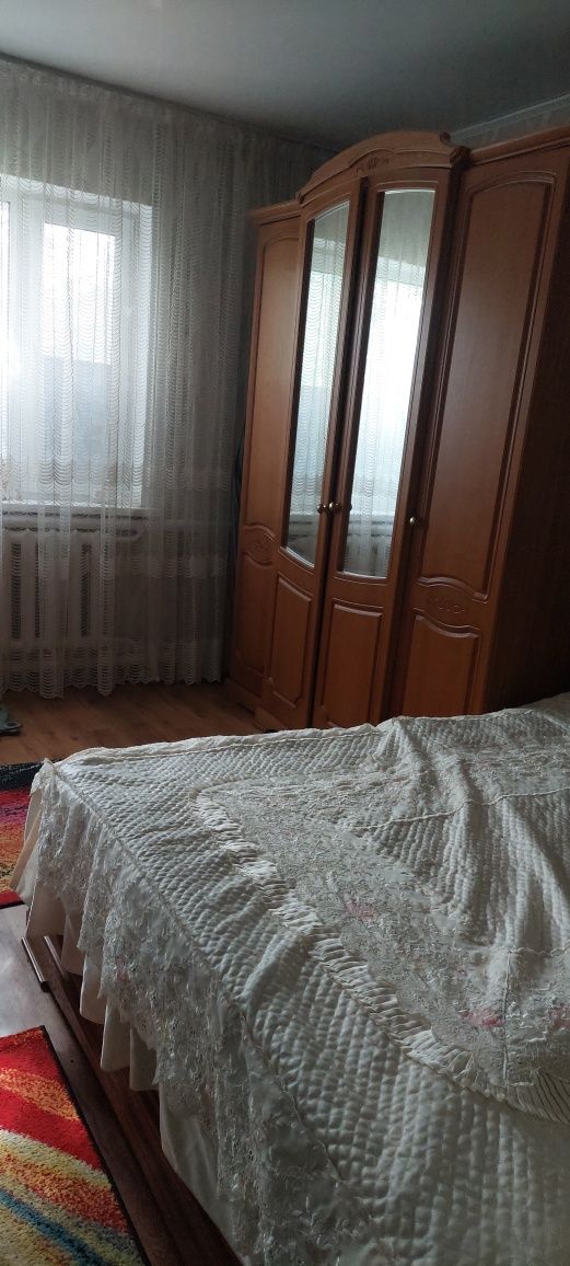 Продам дом одноэтажный 180 кв м  , участок 14 соток , районный центр
