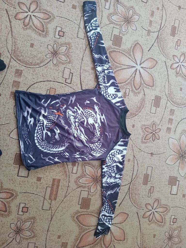 Продаю срочно рашгард