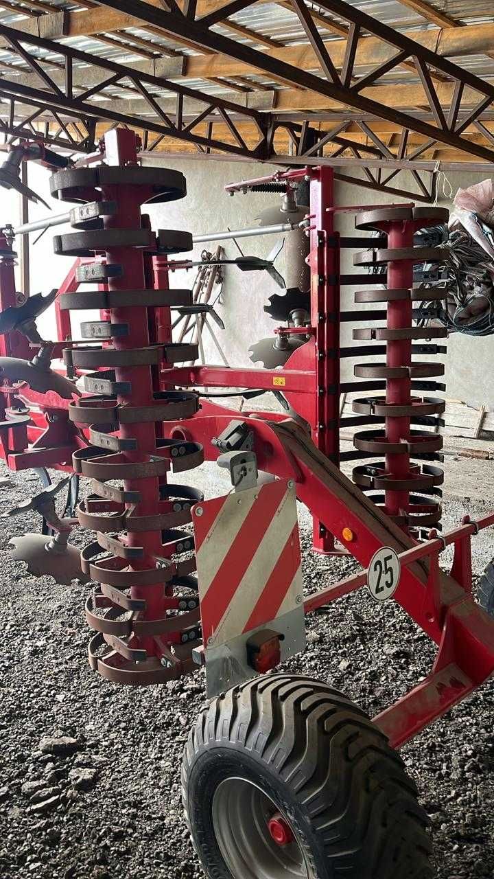 Универсальный прицепной культиватор Horsch Terrano 4 FX