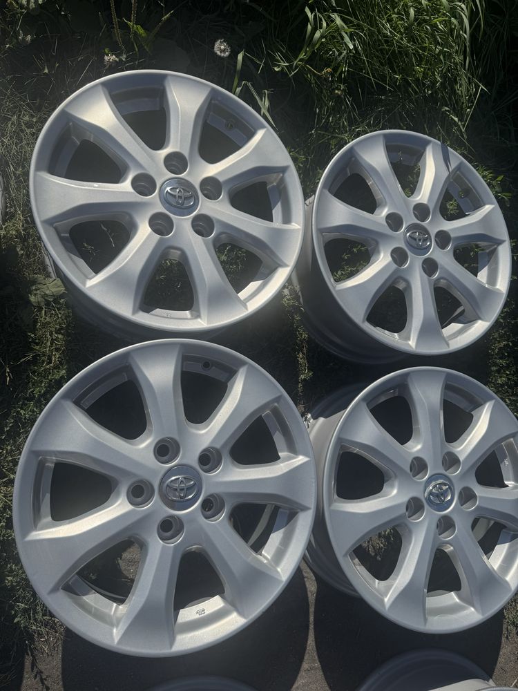 Диски R16 5/114,3 original toyota