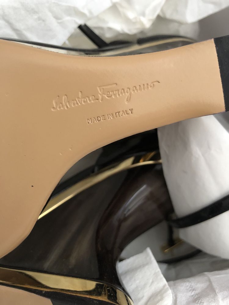 Salvatore Ferragamo брендовые босоножки танкетки туфли Италия