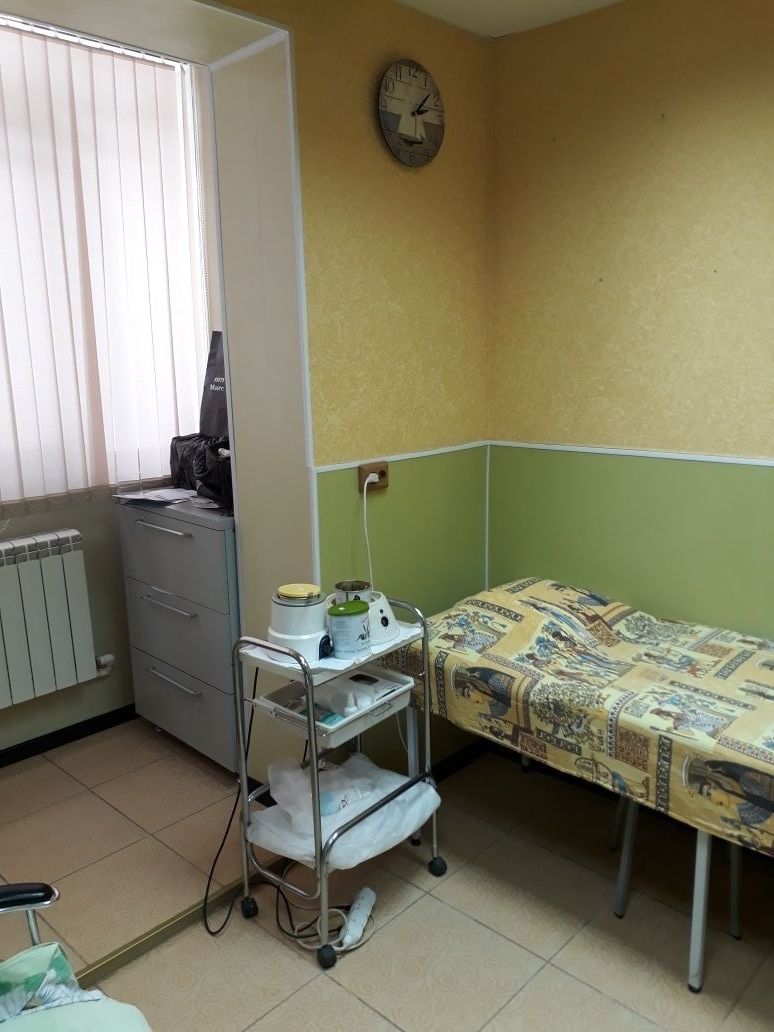 Продам коммерческое помещение  101стр.бригада возле супермаркета Дина.