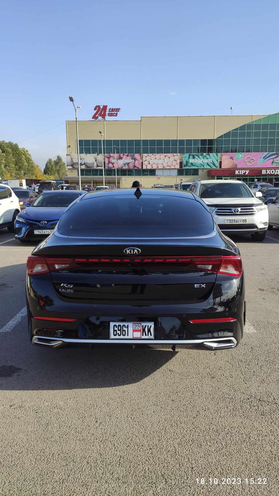 Продам машину Кia k5