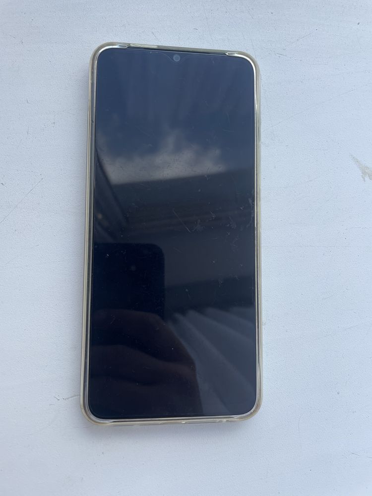 Продам телефон VIVO Y3