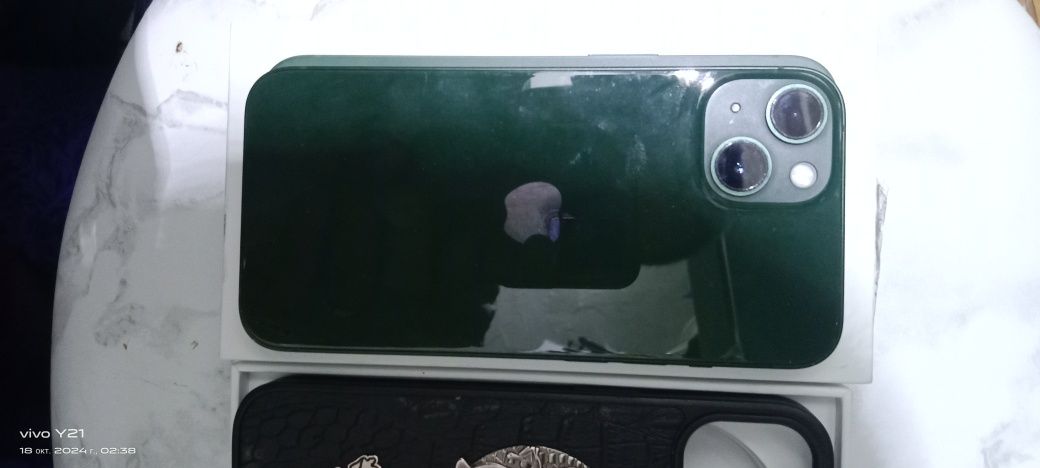 IPHONE 13 128гб . зелёного цвета.