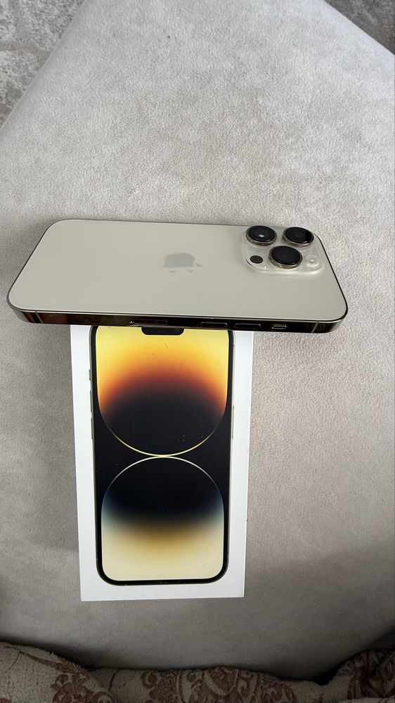 IPhone 14 pro gold 256 gb
