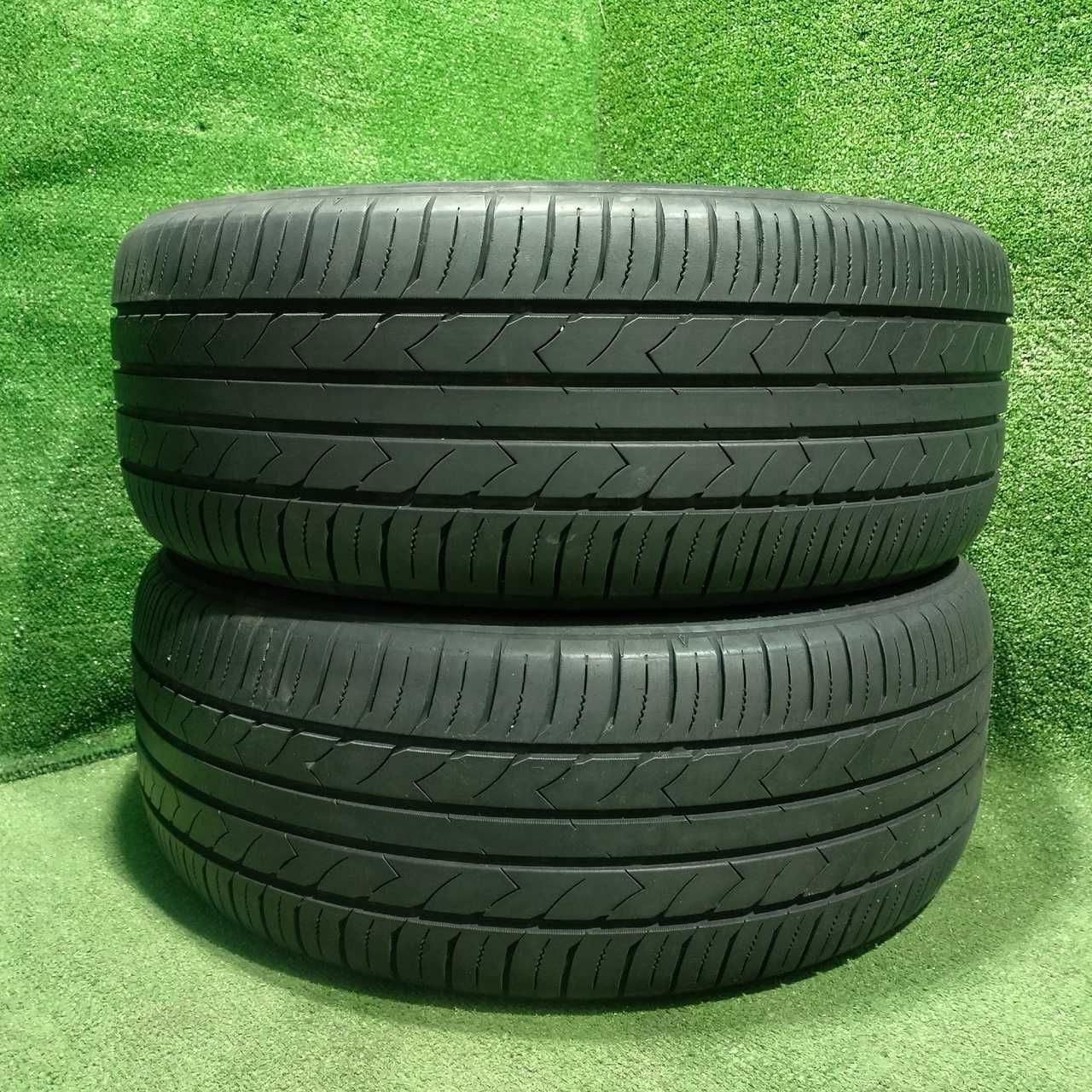Продам Шины летний две штуки 215/50 R17 TOYO CD7