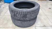 Продам зимнюю резину (липучка) 245/50R20