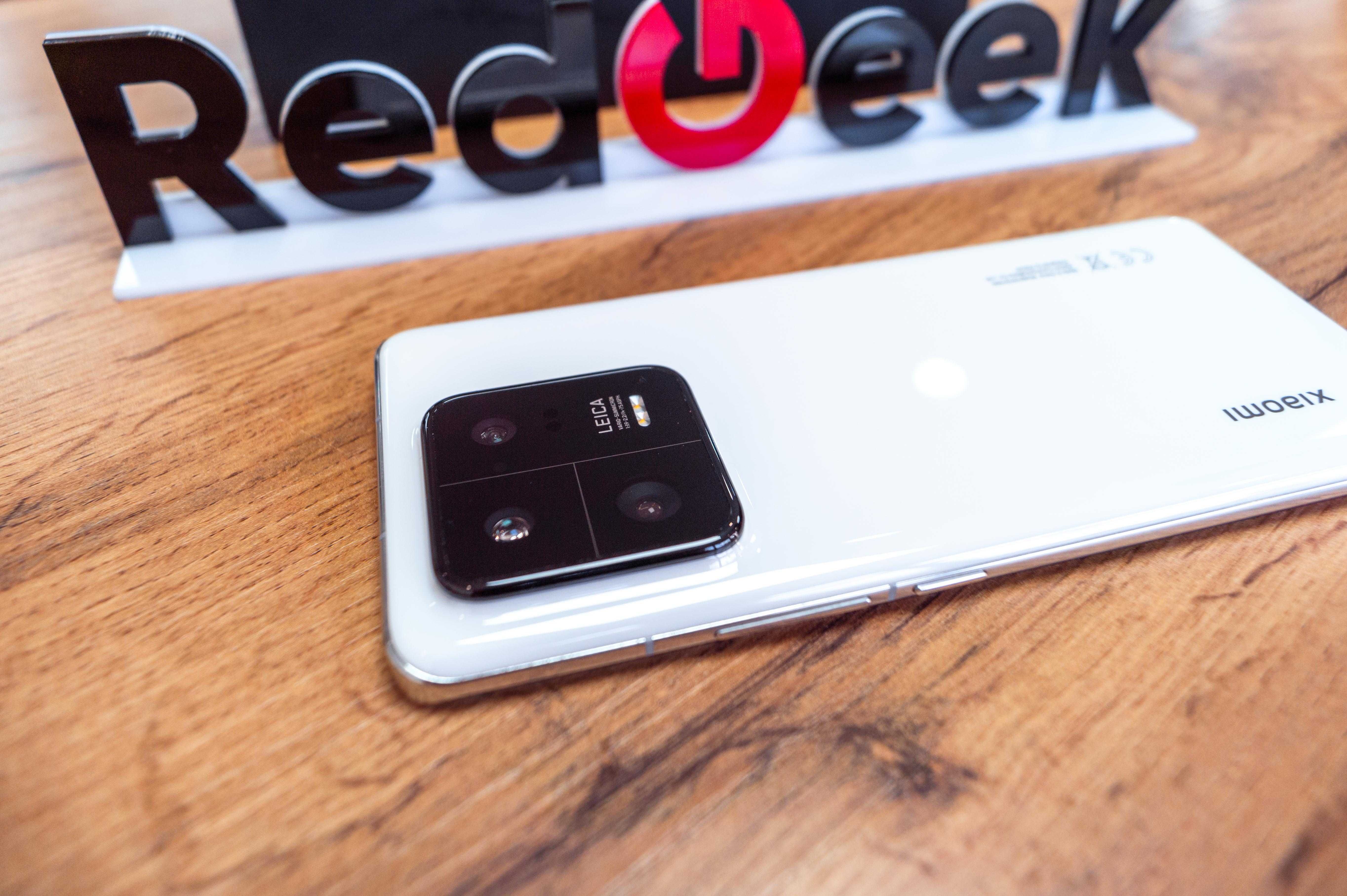 Xiaomi 13 Pro| 12/512Gb|Ceramic White |Магазин Red Geek