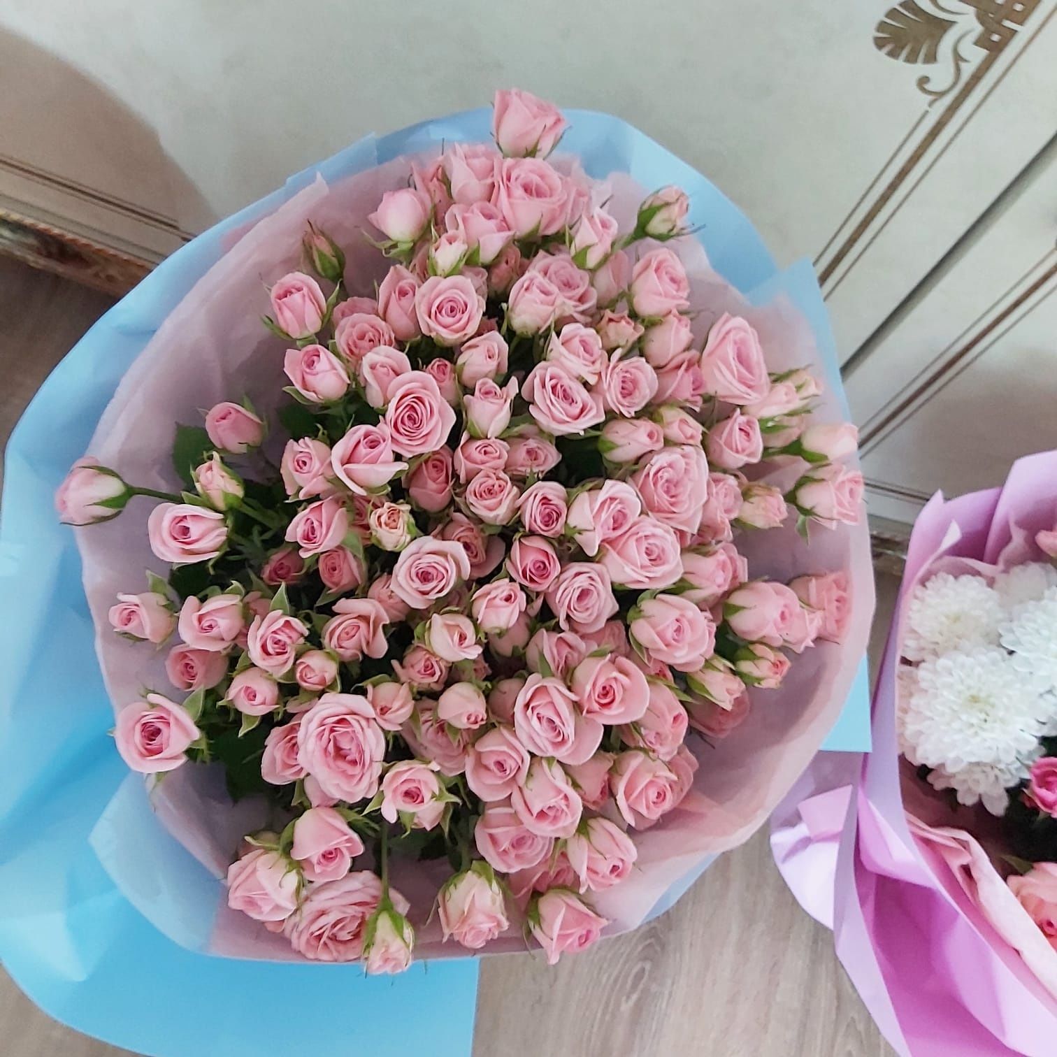 Букет из разных цветов