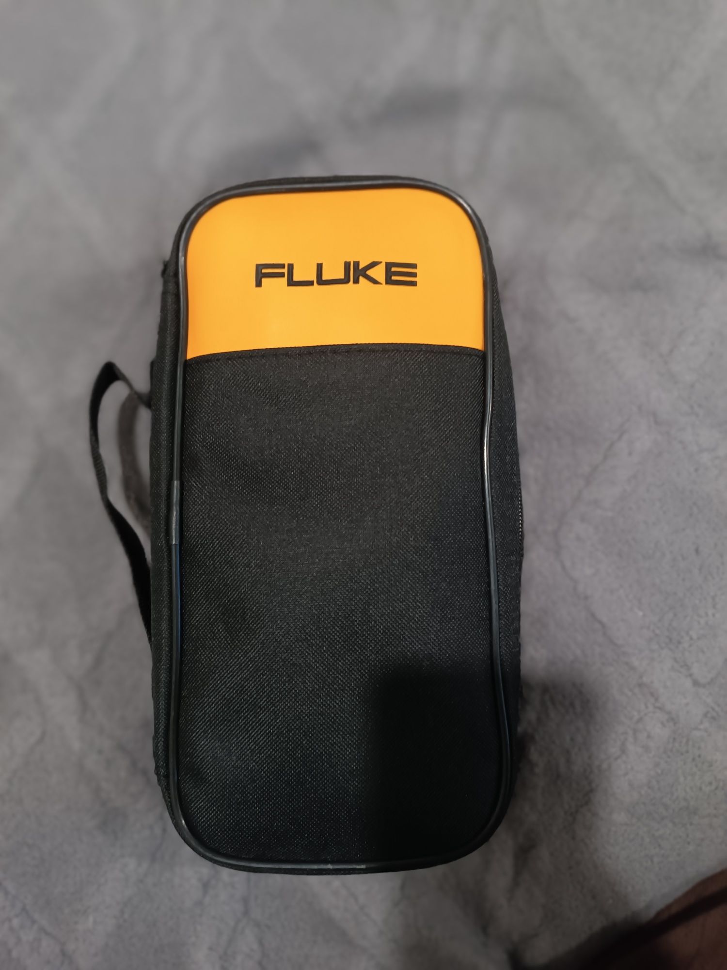 Продам FLUKE токовые клещи