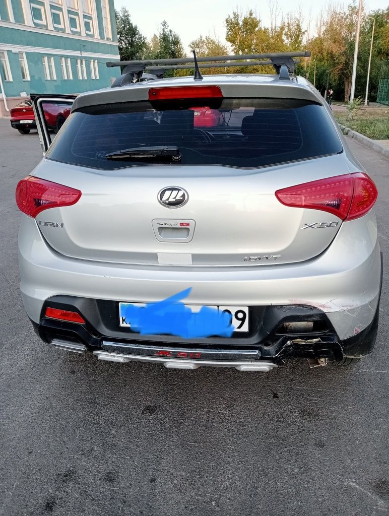 Легковые автомобили Липан х50