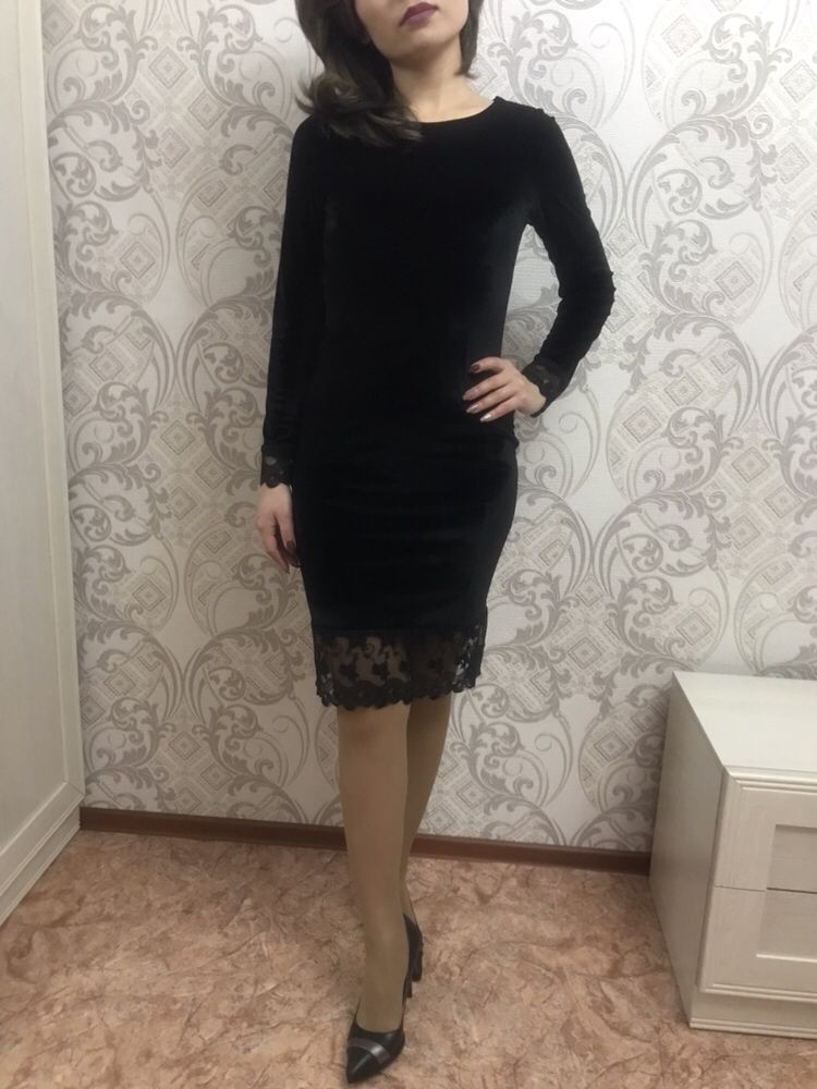 Платья вечерние, красное и черное