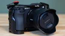 Sony a6700 с объективом sony 18-135 с OSS. Сони 6700 С клеткой smal