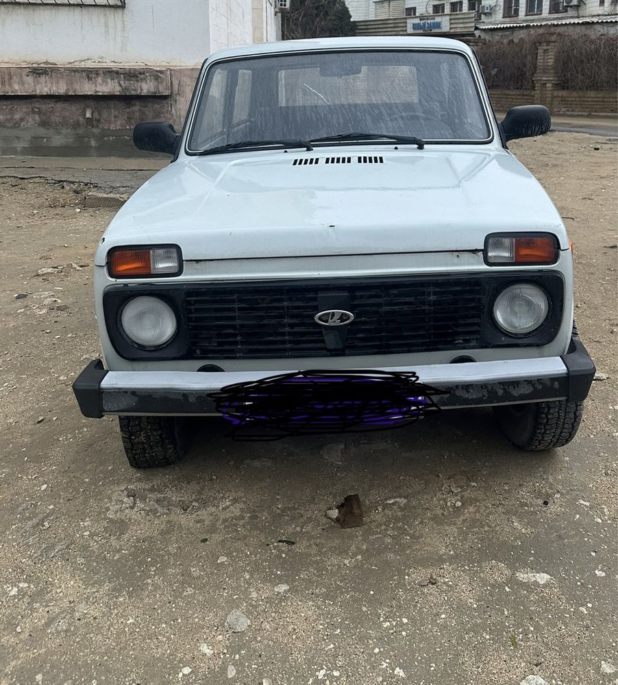 Продам внедорожник Lada 21214 Цена договорная один хозяин , звоните