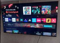 Огромный Qled 4К смарт телевизор Hisense 65 дюймов - 165см.