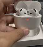 Наушник AirPods 4
