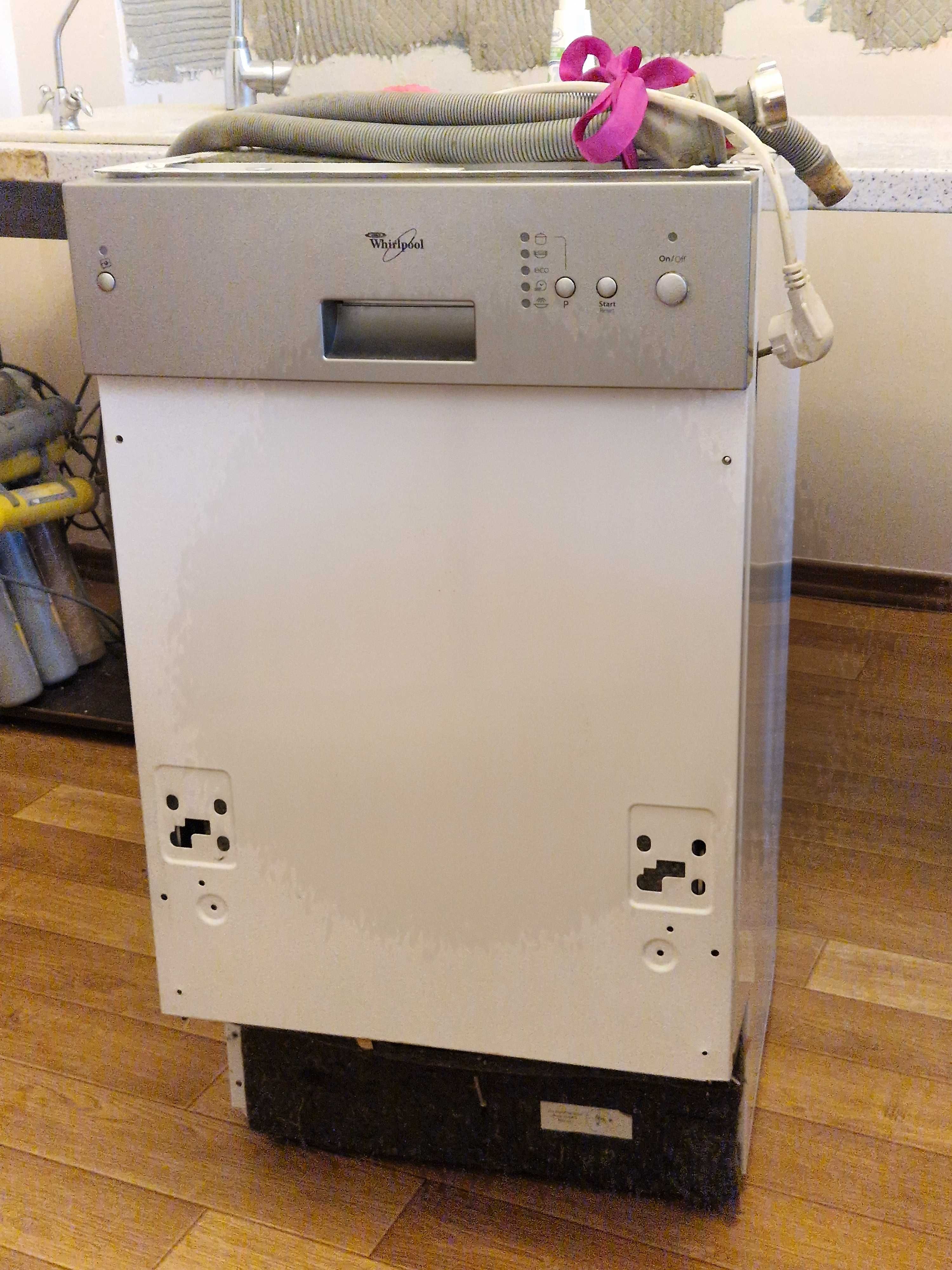 Продается посудомоечная машина Whirlpool ADG 455 IX в хорошем состояни