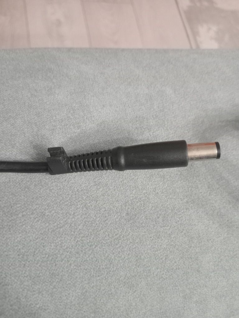 Ас power adapter