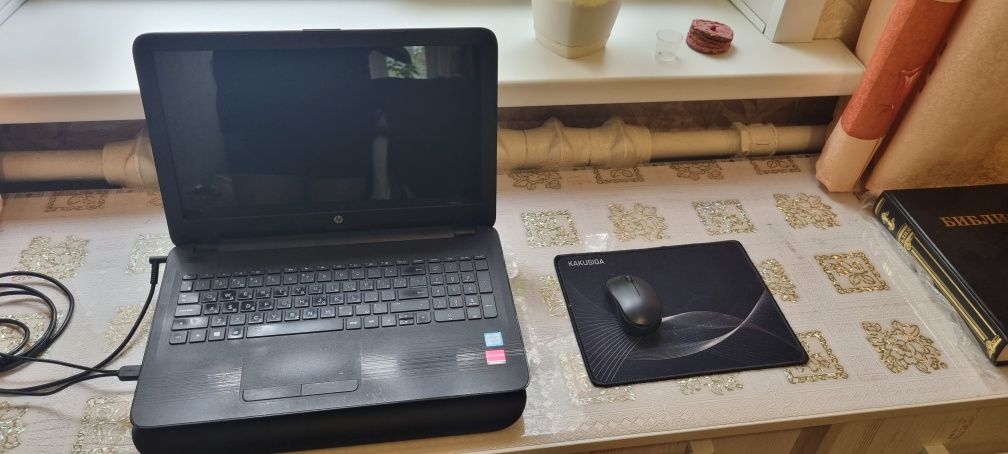 Ноутбук Hp core i3/6 .video 2 gb .новый ssd 240gb. Ddr4  4gb+4gb