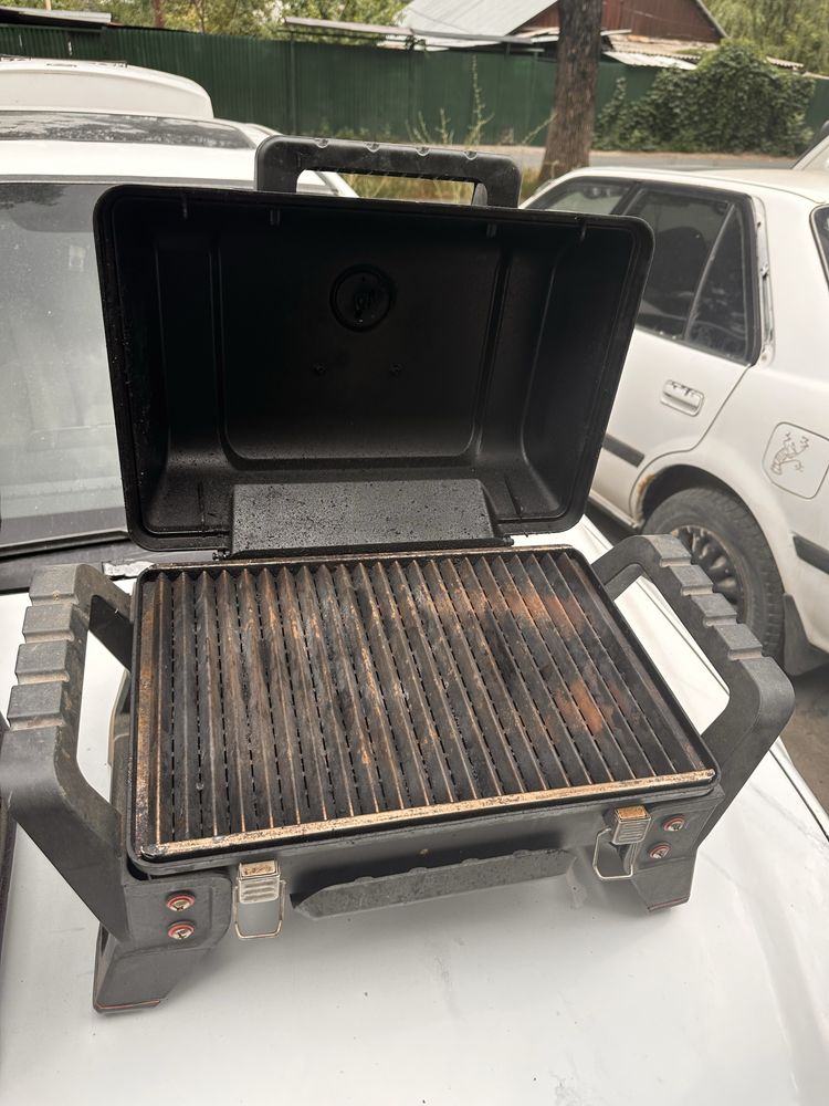 Портативный газовый гриль Char-Broil