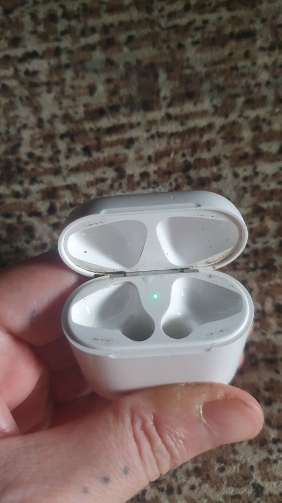 Кейс airpods наушники 1 поколения