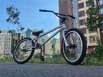 Продаем велосипед BMX FNIX