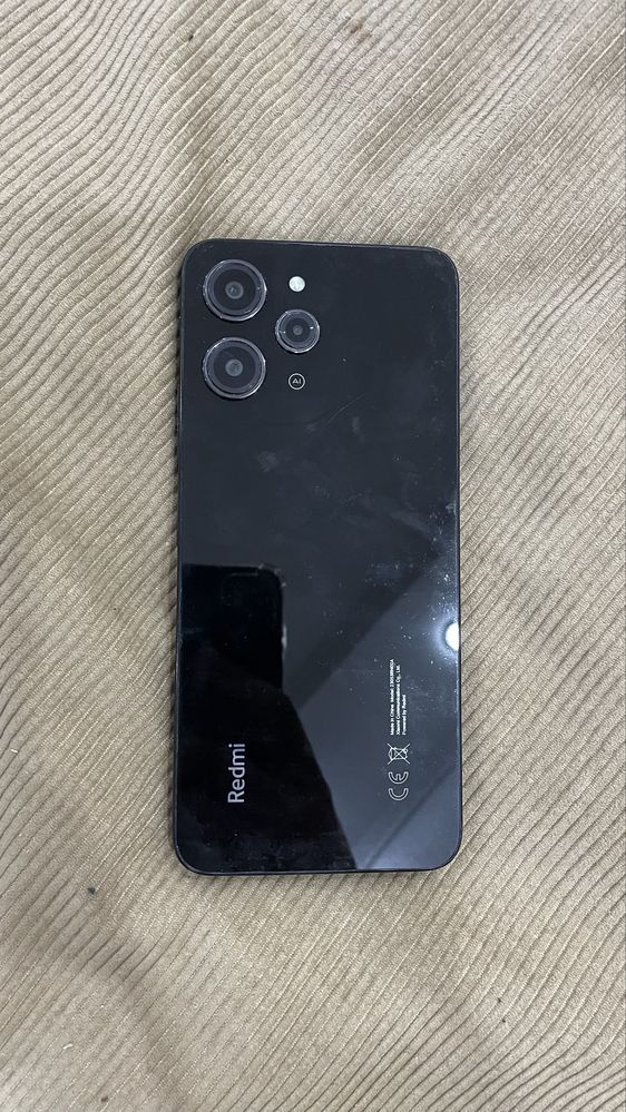 Продам Redmi 12 в хорошем состояний