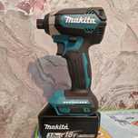 Продам шуруповерт Макита ударный , перфоратор,реноватор dewalt