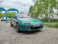 Мазда 323f.1994 года