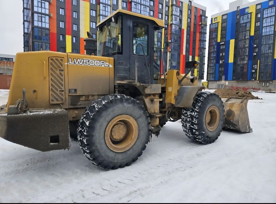 Погрузчик XCMG LW500
