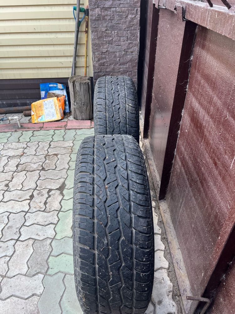 Продам два баллона шины R17