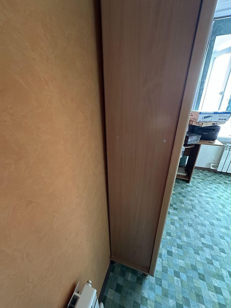 Продам мебель шкаф