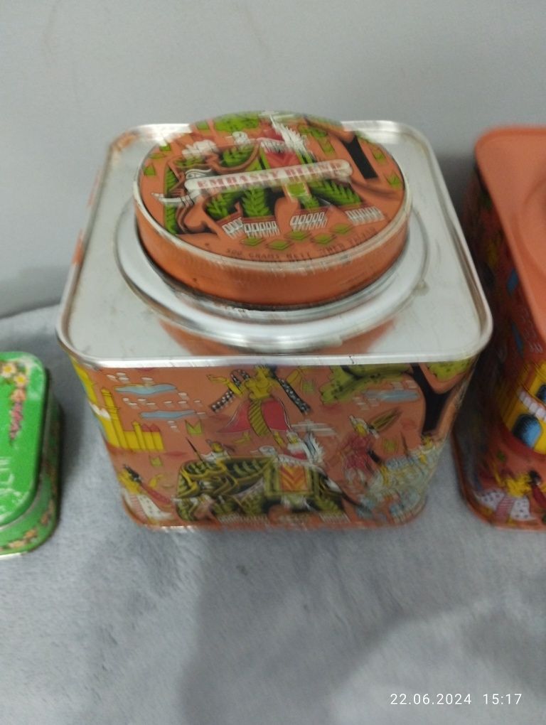 Баночки из под чая , монпасье советские