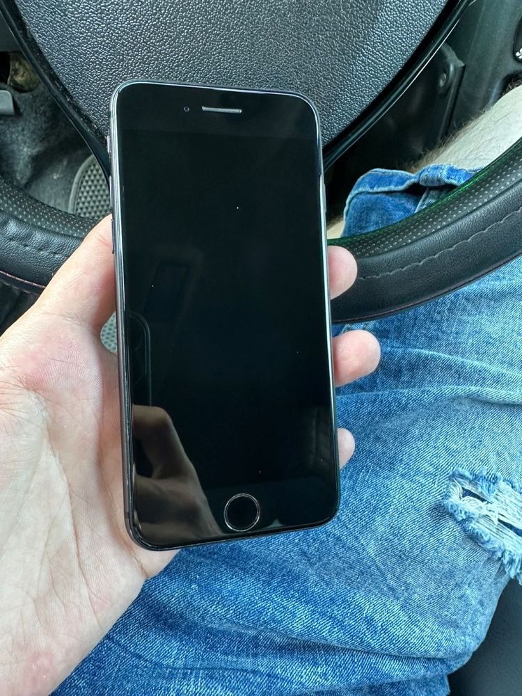 Продам Обменяю Iphone 8