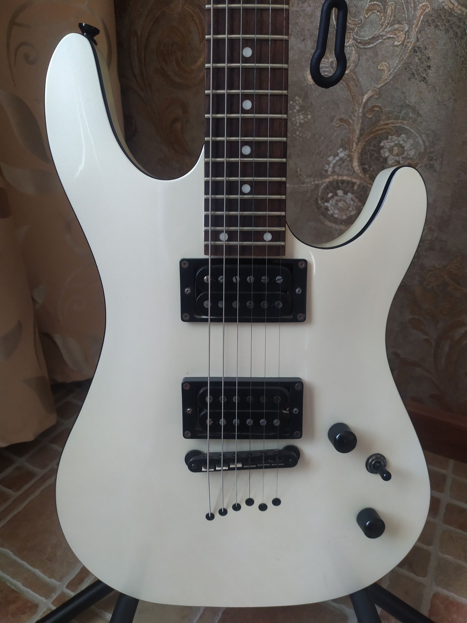 ...Cort KX 5 ...