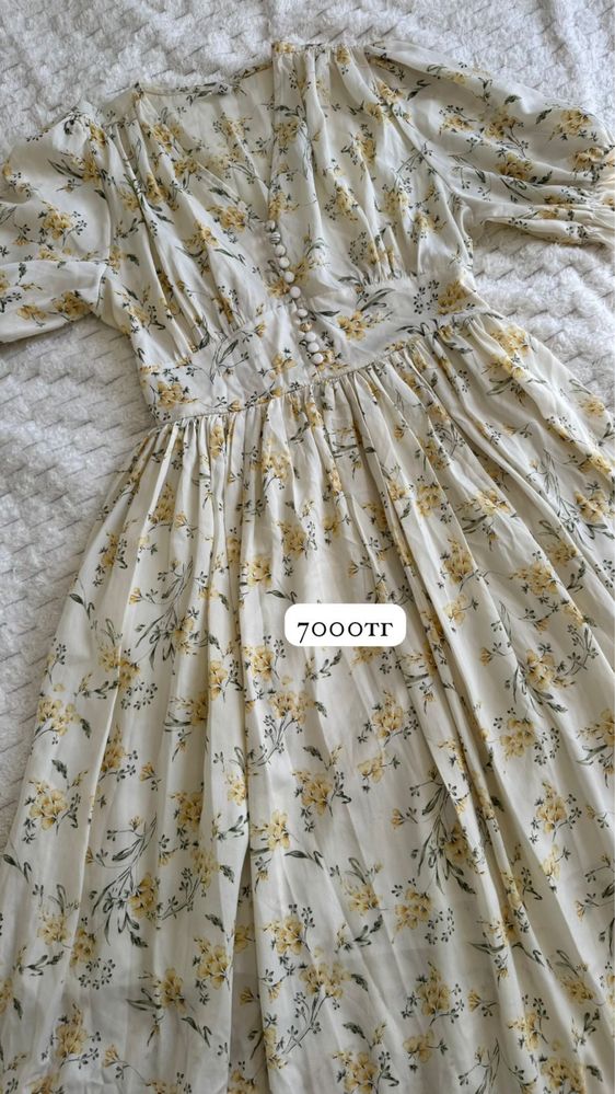 Продам платье женские