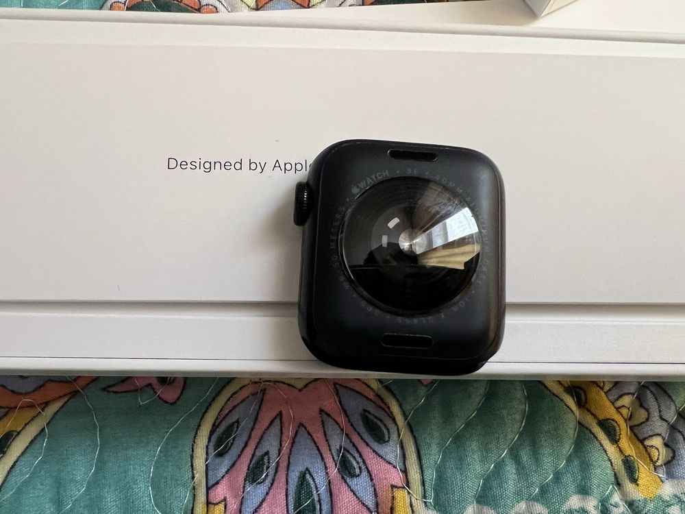 Продаю Apple Watch SE Gen.2 40 mm