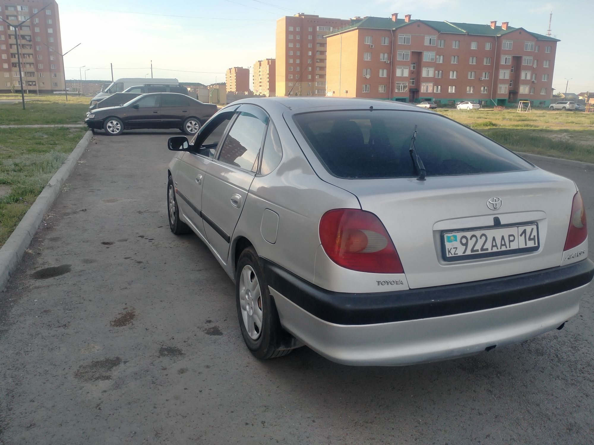продам машину ..