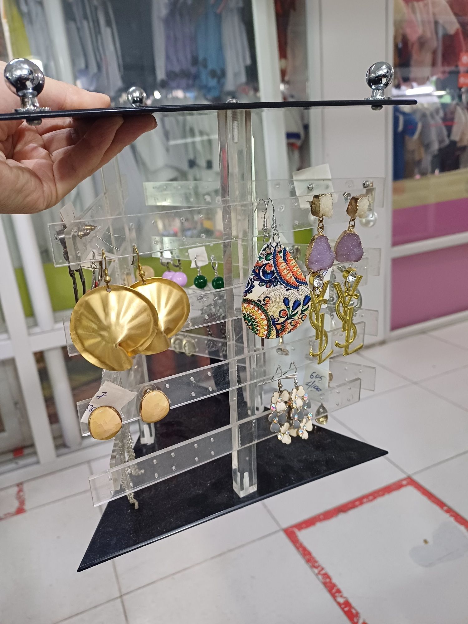 Подставка для сережек
